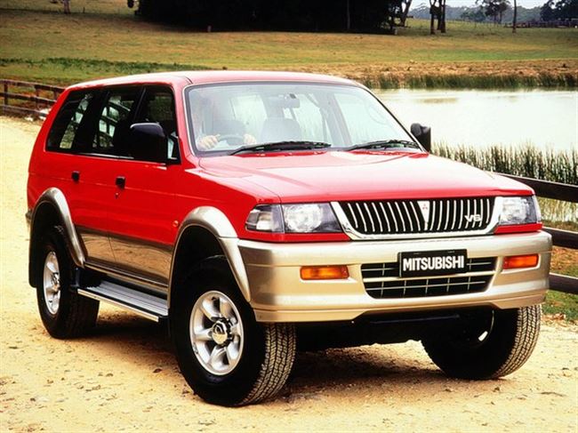   Mitsubishi Challenger  1996  